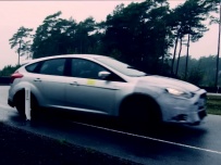 פורד פוקוס RS החדשה מככבת בסרטון טיזר